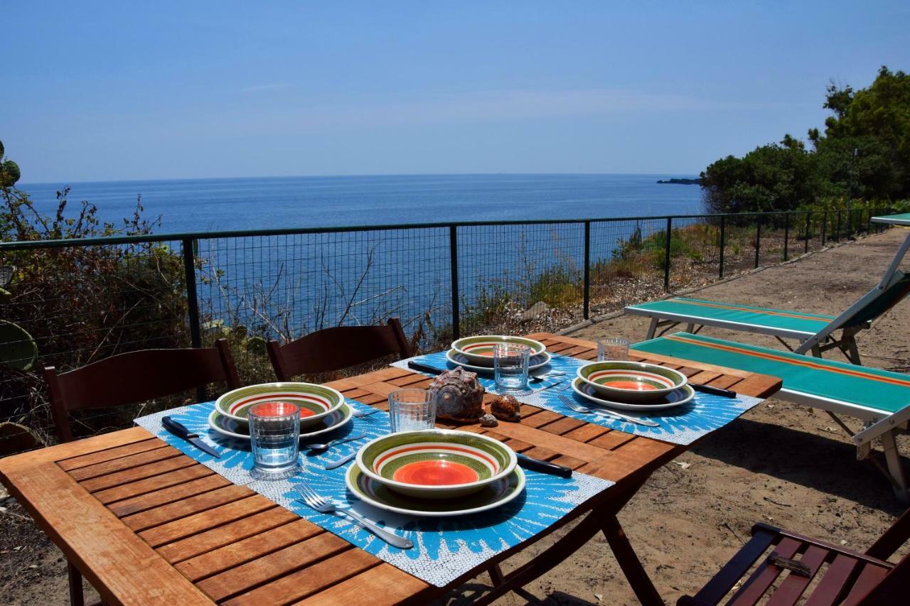 Riviera Degli Eucalipti - Cottage In Riva Al Mare Ачиреале Экстерьер фото
